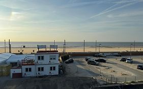 Splendid Seaview - Ostend Luxury Studio 4 Persons At Beach And Sea